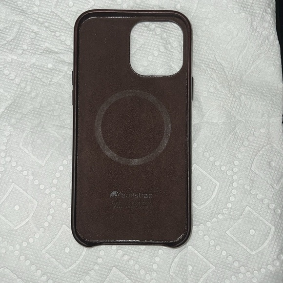 Mag safe leather case for I phone 13 pro max - Picture 2 of 4